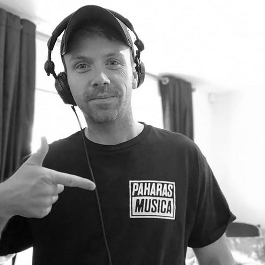 Paharas Musica - Original Black Tee